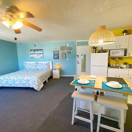 Harbour Beach Resort Studios! Дейтона-Бич Экстерьер фото